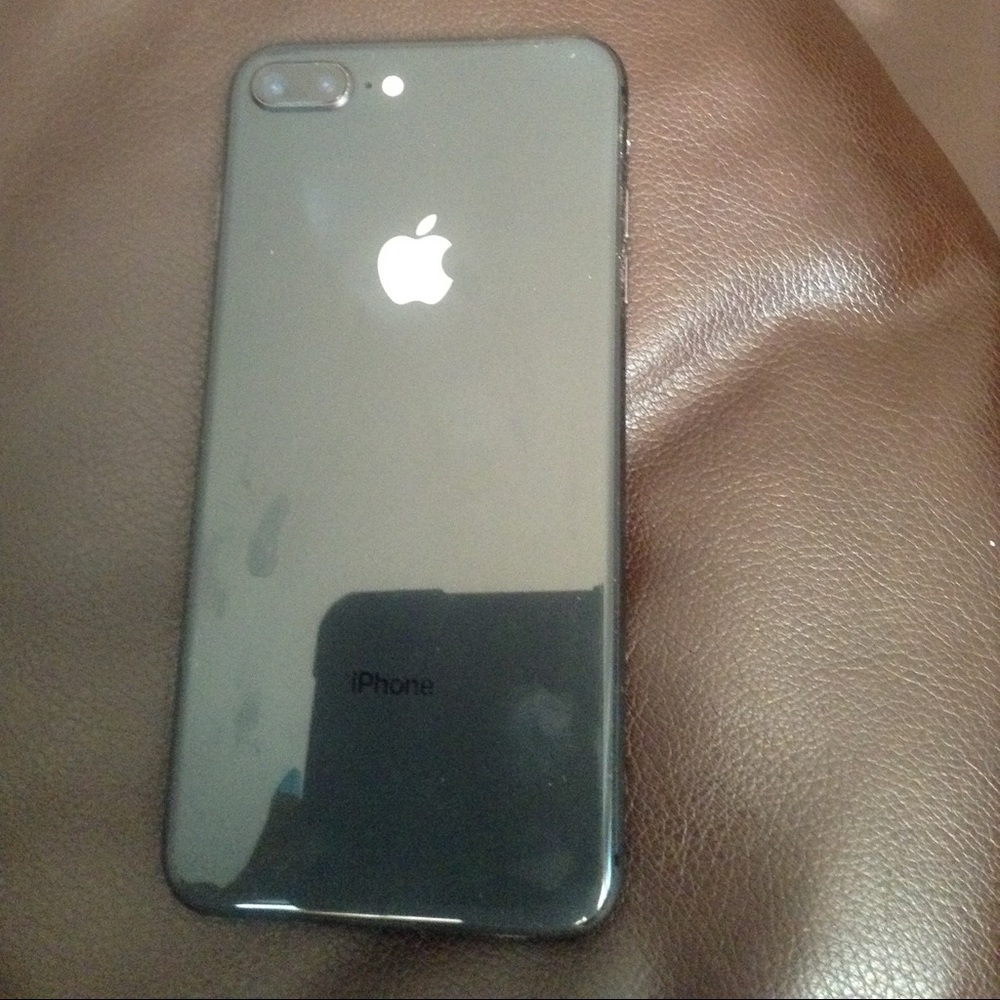 iphone 8 plus - Picture 2 of 4
